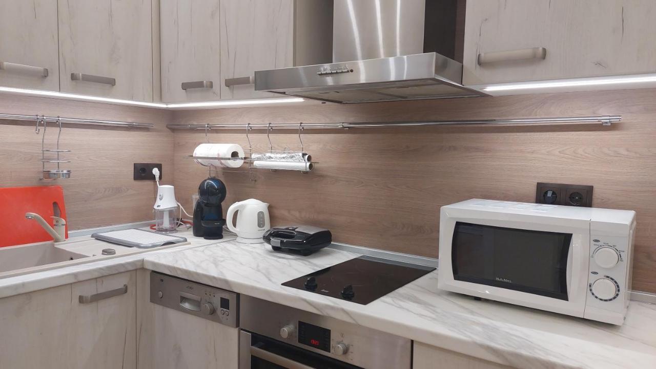 Апартамент Pink & Blue - 2Bdr With Balcony - Wi-Fi Varna Eksteriør billede