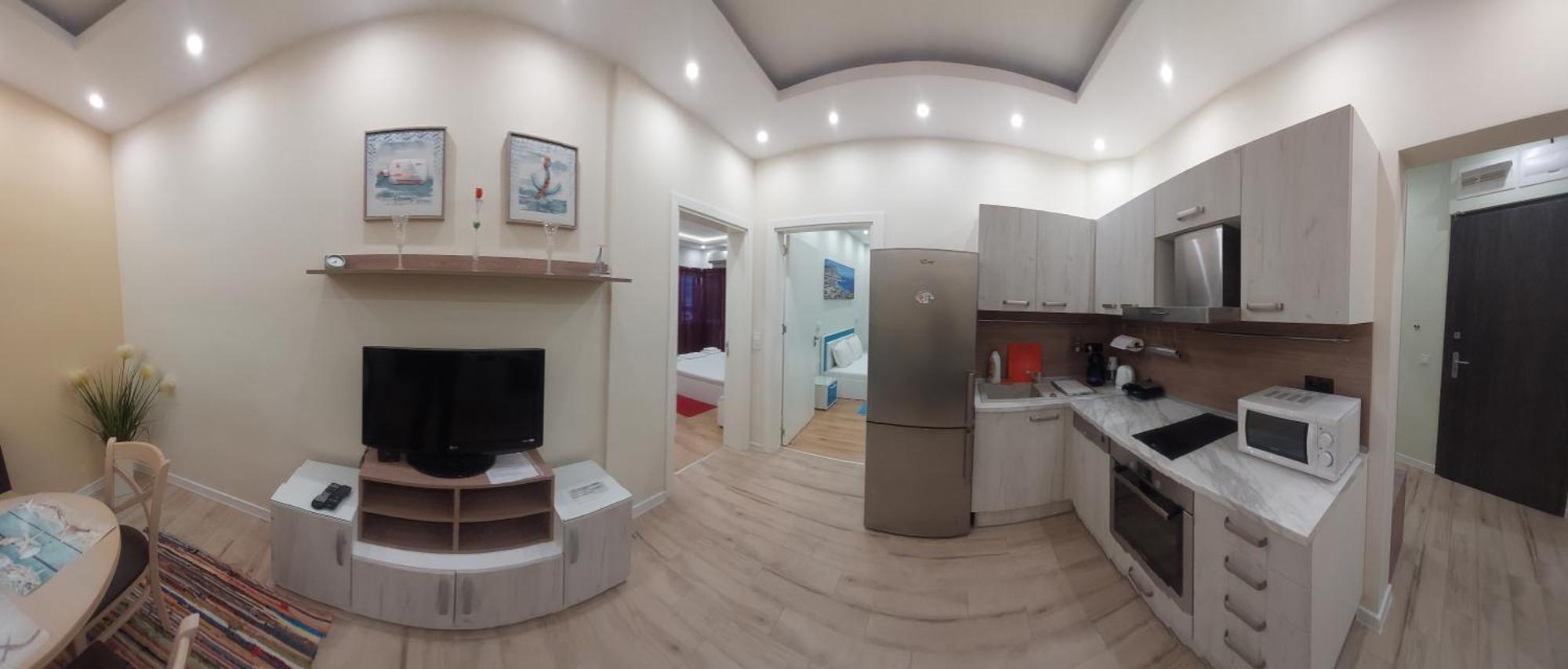 Апартамент Pink & Blue - 2Bdr With Balcony - Wi-Fi Varna Eksteriør billede