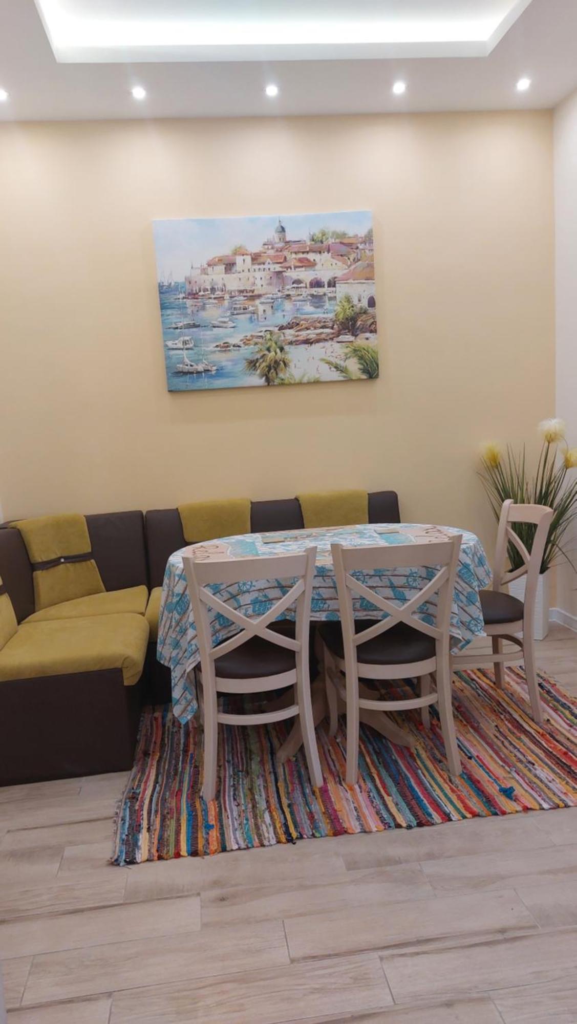 Апартамент Pink & Blue - 2Bdr With Balcony - Wi-Fi Varna Eksteriør billede