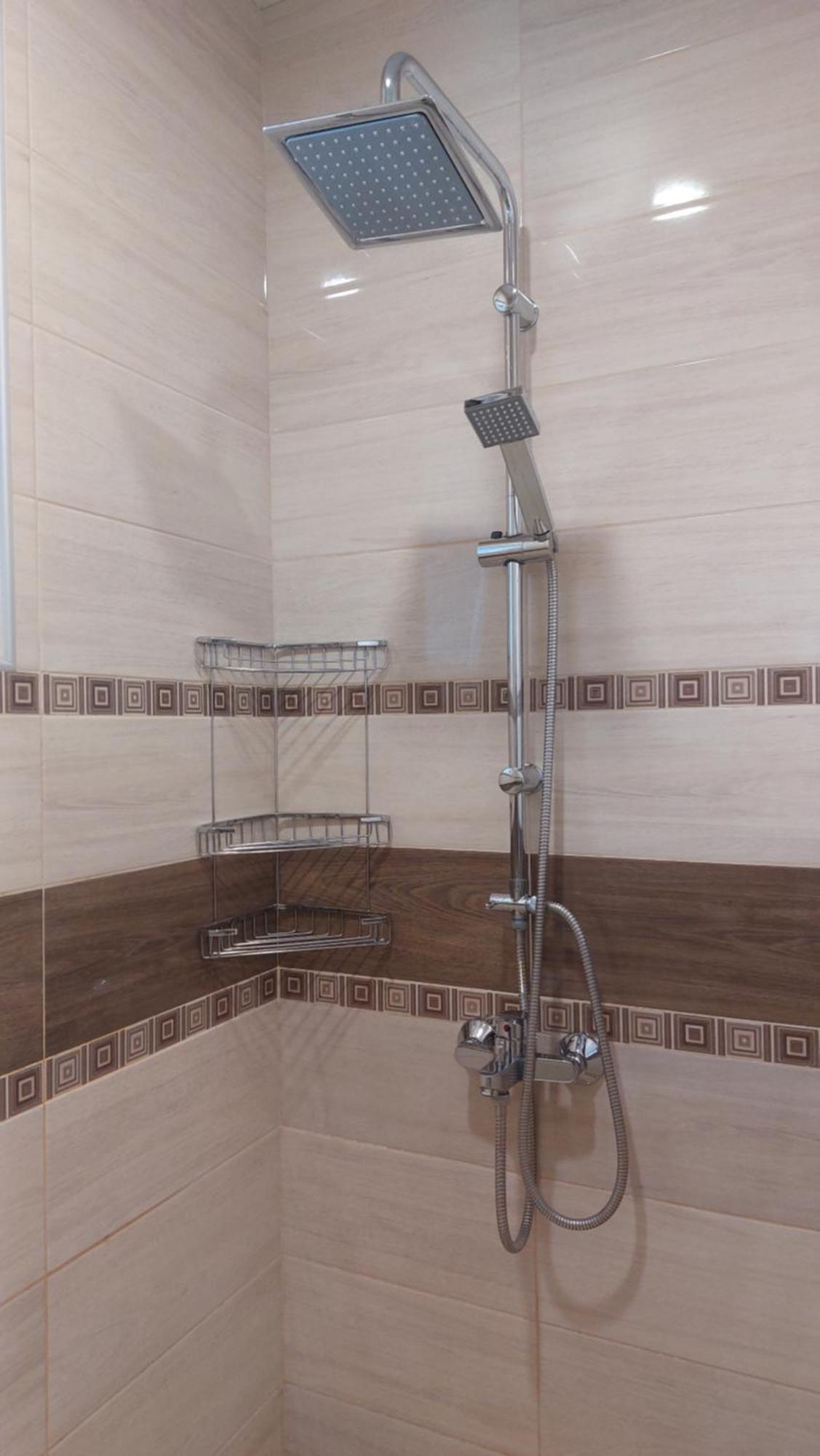 Апартамент Pink & Blue - 2Bdr With Balcony - Wi-Fi Varna Eksteriør billede